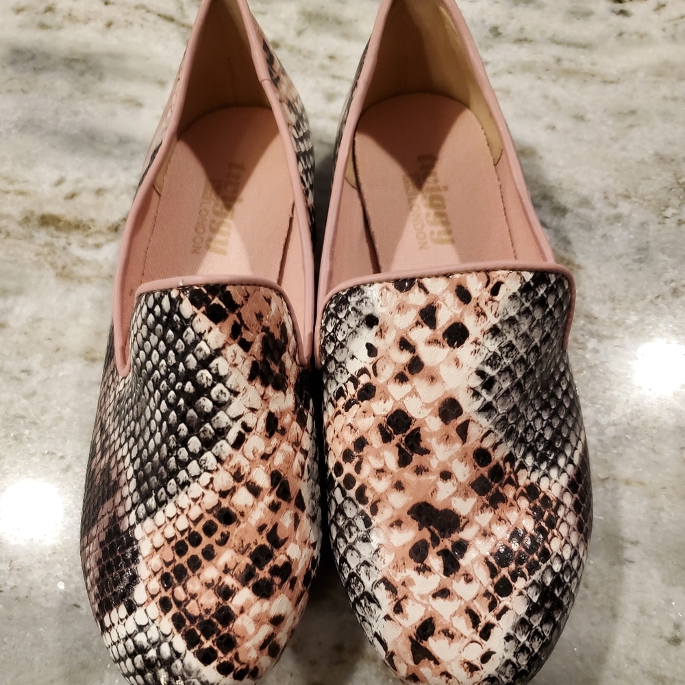 twiggy London loafer